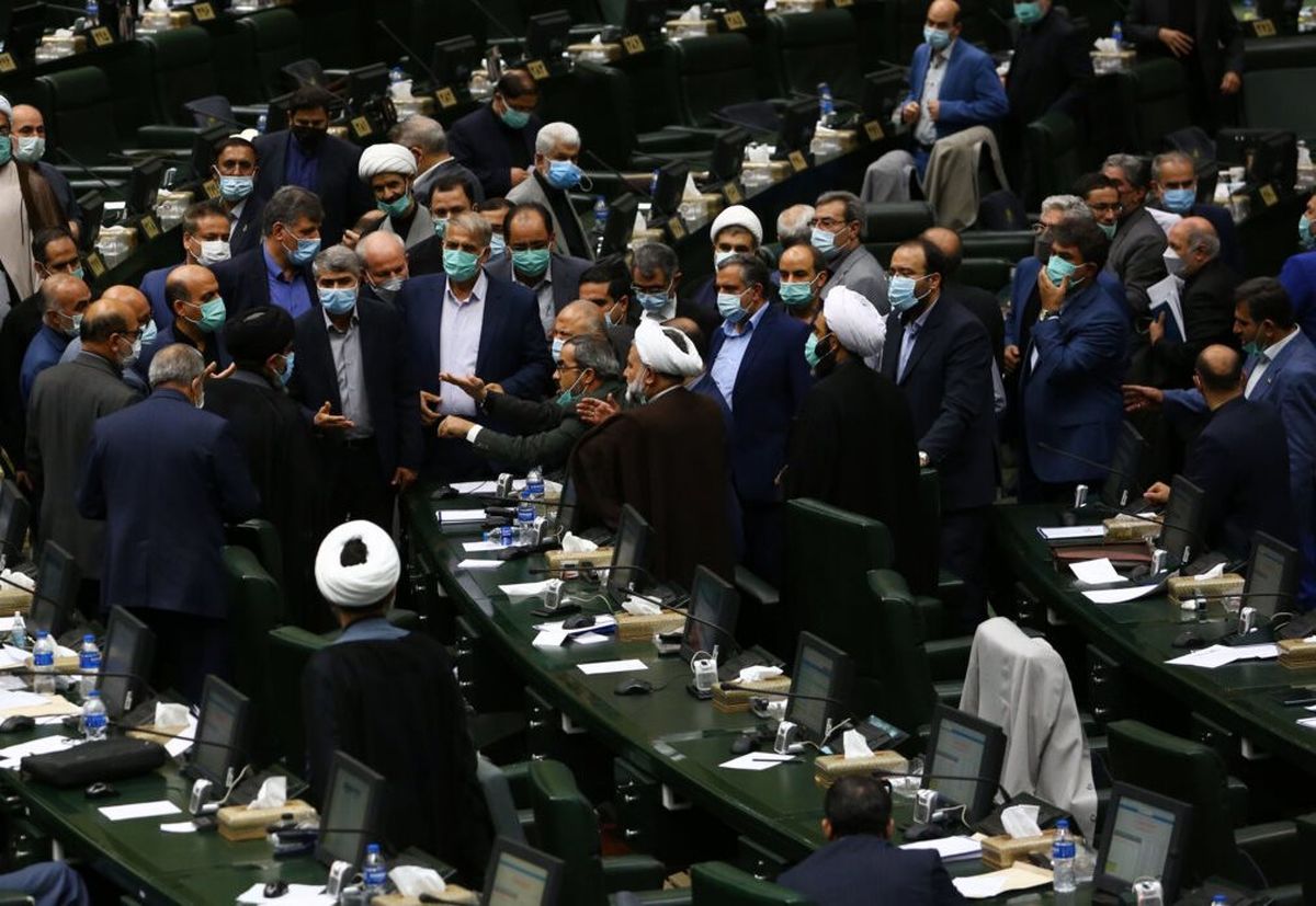 آمار عجیبی که نمایندگان ثبت کردند: مجلس یازدهم ۵۸ فراکسیون دارد