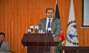 وزیر سابق افغانستان پیک پیتزافروشی شد!/ عکس