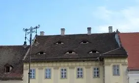 شهری عجیب که خانه‌ هایش چشم دارند