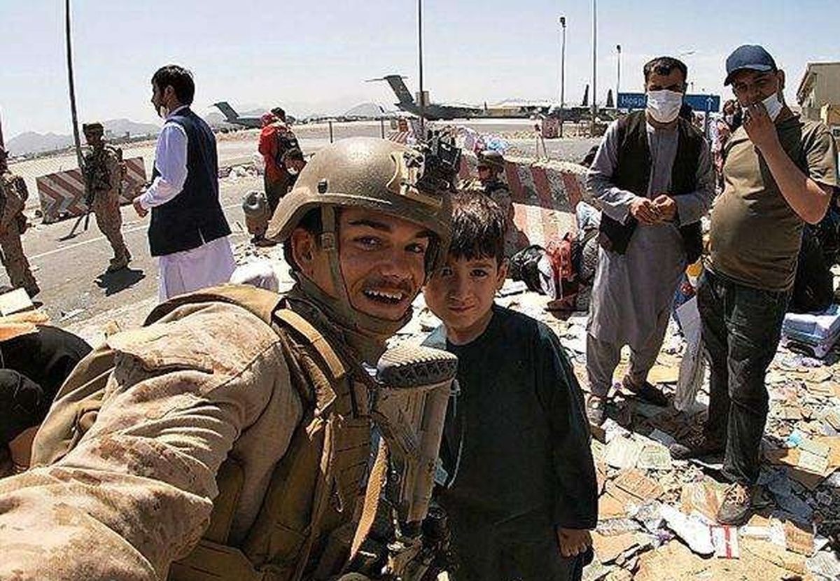 یک ایرانی در بین سربازان کشته شده آمریکایی در کابل/ نیکویی: جو بایدن را مقصر مرگ پسرم میدانم/ عکس