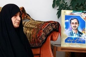 پیکر مادر شهید دکتر مجید شهریاری تشییع و خاکسپاری شد