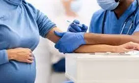 نکاتی که مادران باردار هنگام واکسیناسیون کرونا باید رعایت کنند