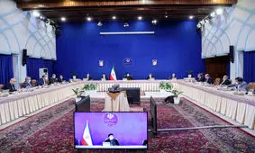 مبارزه با رانت و فساد، ما را به اجرای عدالت نزدیک‌تر خواهد کرد/ مسولین دستگاه‌های اجرایی، برای اصلاح ساختارهای فساد آفرین و قطع کردن دستهای پنهان رانت و فساد، اقدام کنند/ امروز بهترین زمان برای جوان‌گرایی در بدنه مدیریتی دولت است/ دستور پایش کارخانجات و ب