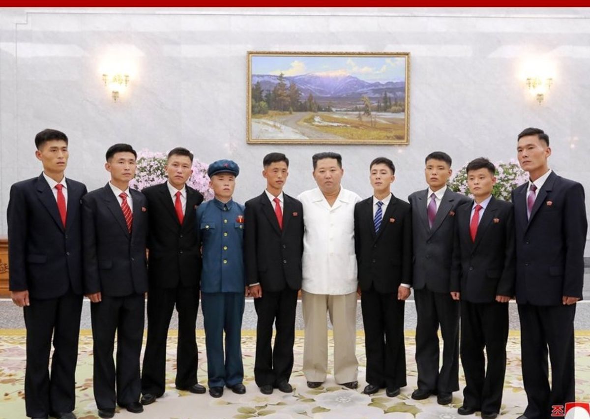 رهبر کره شمالی لاغرتر از همیشه!/ او مریض است؟/ عکس