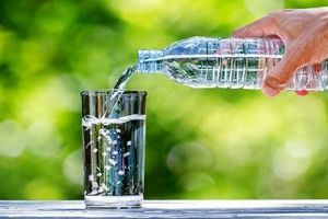 عوارض زیاده روی در مصرف آب؛ از مسمومیت آبی تا مشکلات قلبی