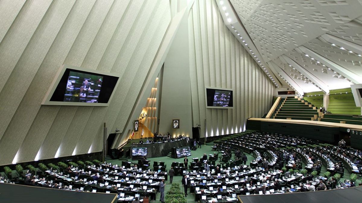 جلسه غیرعلنی مجلس برای بررسی طرح صیانت از حقوق کاربران فضای مجازی