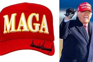 ترامپ از طراحی جدید کلاه معروفش با حروف اختصار "MEGA" خبر داد