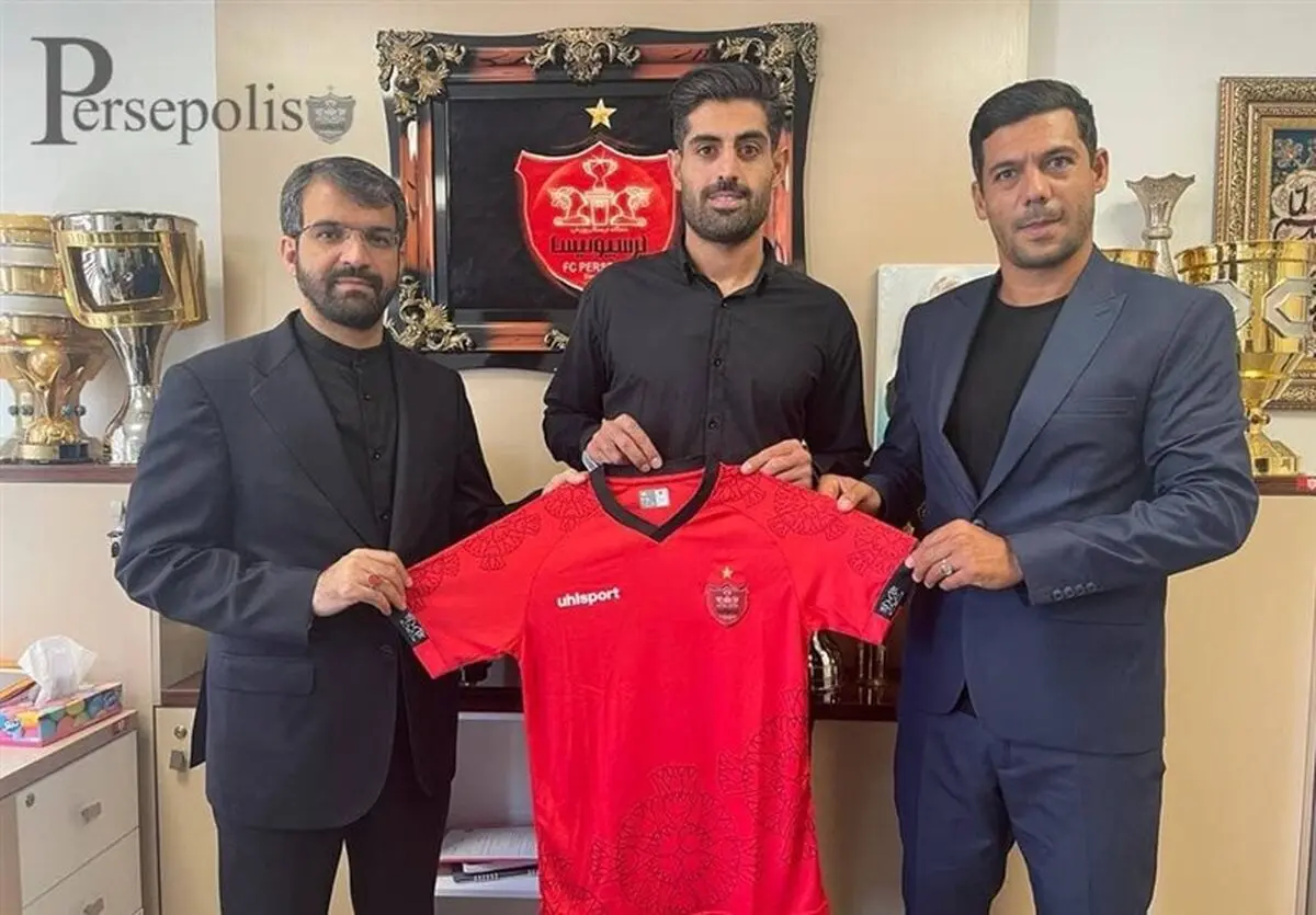 اولین خرید پرسپولیس از گل‌گهر آمد/ ابراهیمی شاگرد گل‌محمدی شد/ عکس