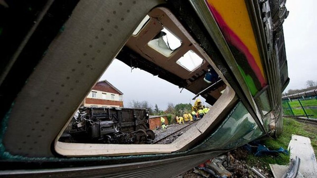 تصادف مرگبار اتوبوس با کامیون در آلمان
