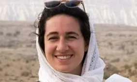 نیلوفر بیانی به مرخصی رفت