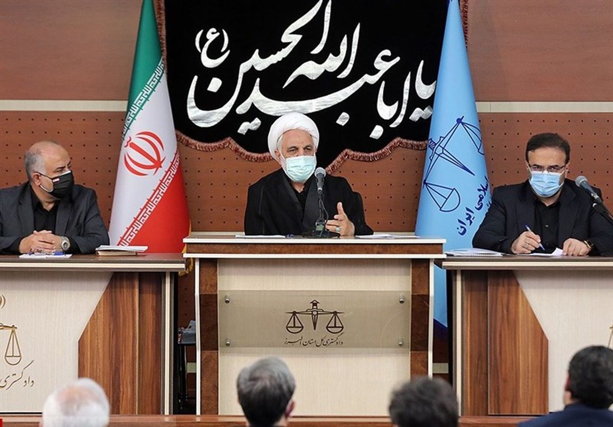 حضور رئیس قوه قضادیه در دادگاه پرونده کثیرالشاکی کلاهبرداری خودرویی در هشتگرد/ اژه ای: کلاهبرداران باید نقرهداغ شوند