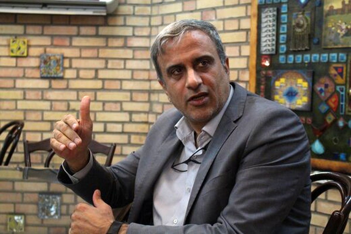 نصف آمار روزانه کرونا در تهران است/ فشار زیادی بر پرسنل بهشت زهرا وارد است