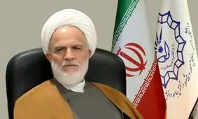 رئیس دفتر مقام معظم رهبری در قم: ضد عفونی کردن صحن و حرم جسارت نیست/ امام رضا(ع) هم بیمار می شدند به پزشک مراجعه می کردند