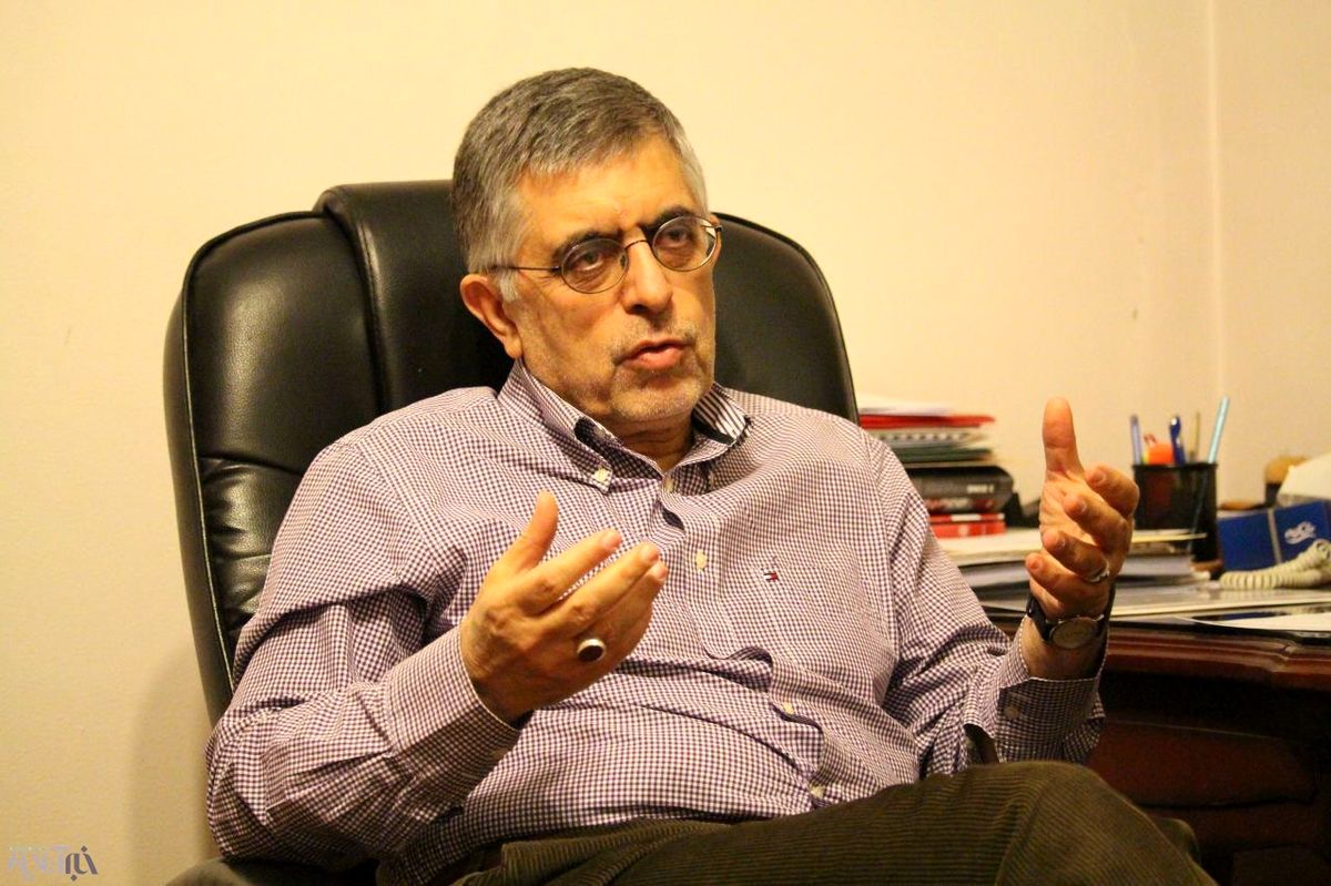 کرباسچی: در کابینه پیشنهادی رئیسی فقط احمدی نژادی ها آشنا هستند
