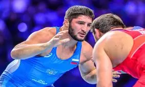 تانک روس از پوتین مدال افتخار می‌ گیرد
