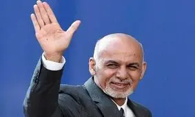 لحظه خروج اشرف غنی از افغانستان / ویدیو