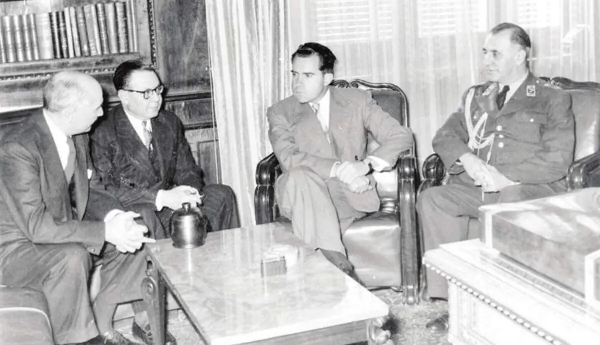 مروری بر شورشی که شکست خورد/ کودتای ۲۵ مرداد چگونه در نطفه خفه شد؟/ سرانجام کودتاچیان؛ از ترور در عراق تا اعدام در پشت بام مدرسه رفاه
