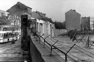 سرگذشت ۶۰ ساله دیوار برلین/ به روایت تصویر