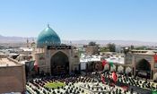 اقامه نماز ظهر عاشورا در مسجد جامع زنجان