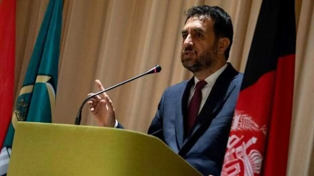 وزیر دفاع افغانستان از اینترپل خواست اشرف غنی را به دلیل "وطن فروشی" بازداشت کند