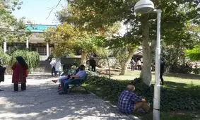 در نوبتم آمده ام اما می گویند واکسن کم است و نمی زنیم! / گلایه های مردم تهران در صف تزریق واکسن کرونا / ویدیو