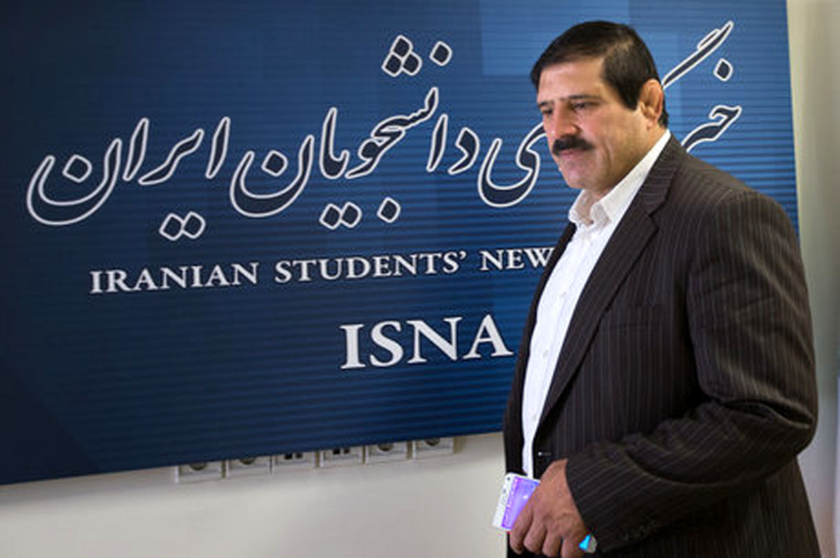 عباس جدیدی خانه نشین شد/ عکس