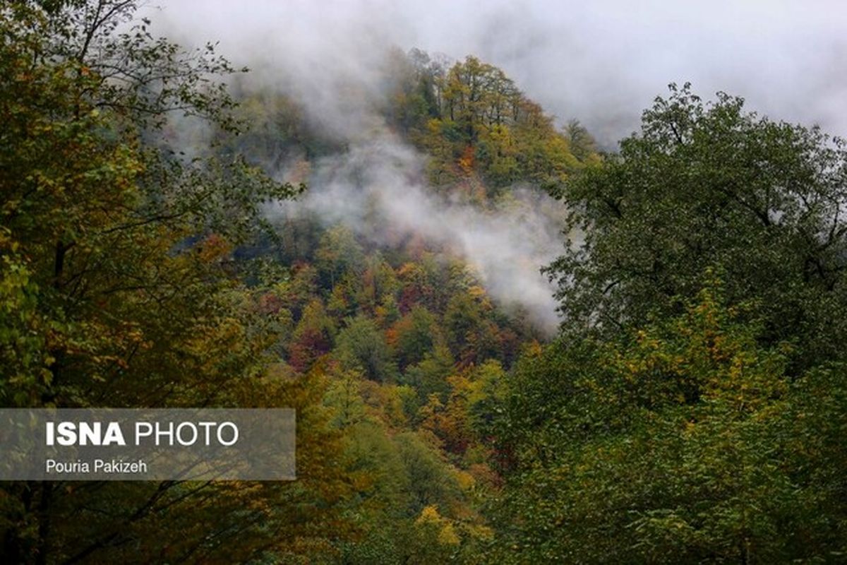 کاهش دما تا ۱۵ درجه در برخی استان‌ها/ افزایش ارتفاع موج تا ۲.۵ متر در دریای خزر