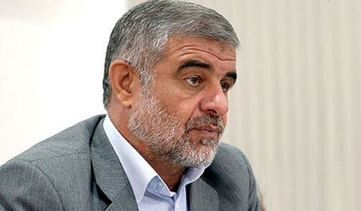 مسئولان مانع خروج سرمایه های یزد توسط بانک ها شوند