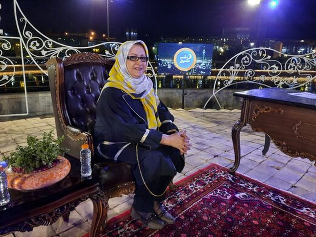 کُری خواندن مریم امیرجلالی برای مرجانه گلچین