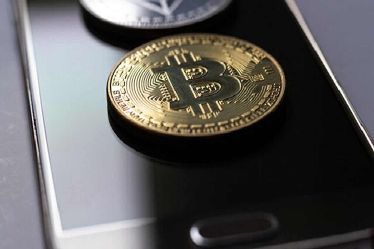 بیت کوین در جدال با مرز روانی ۵۰ هزار دلاری