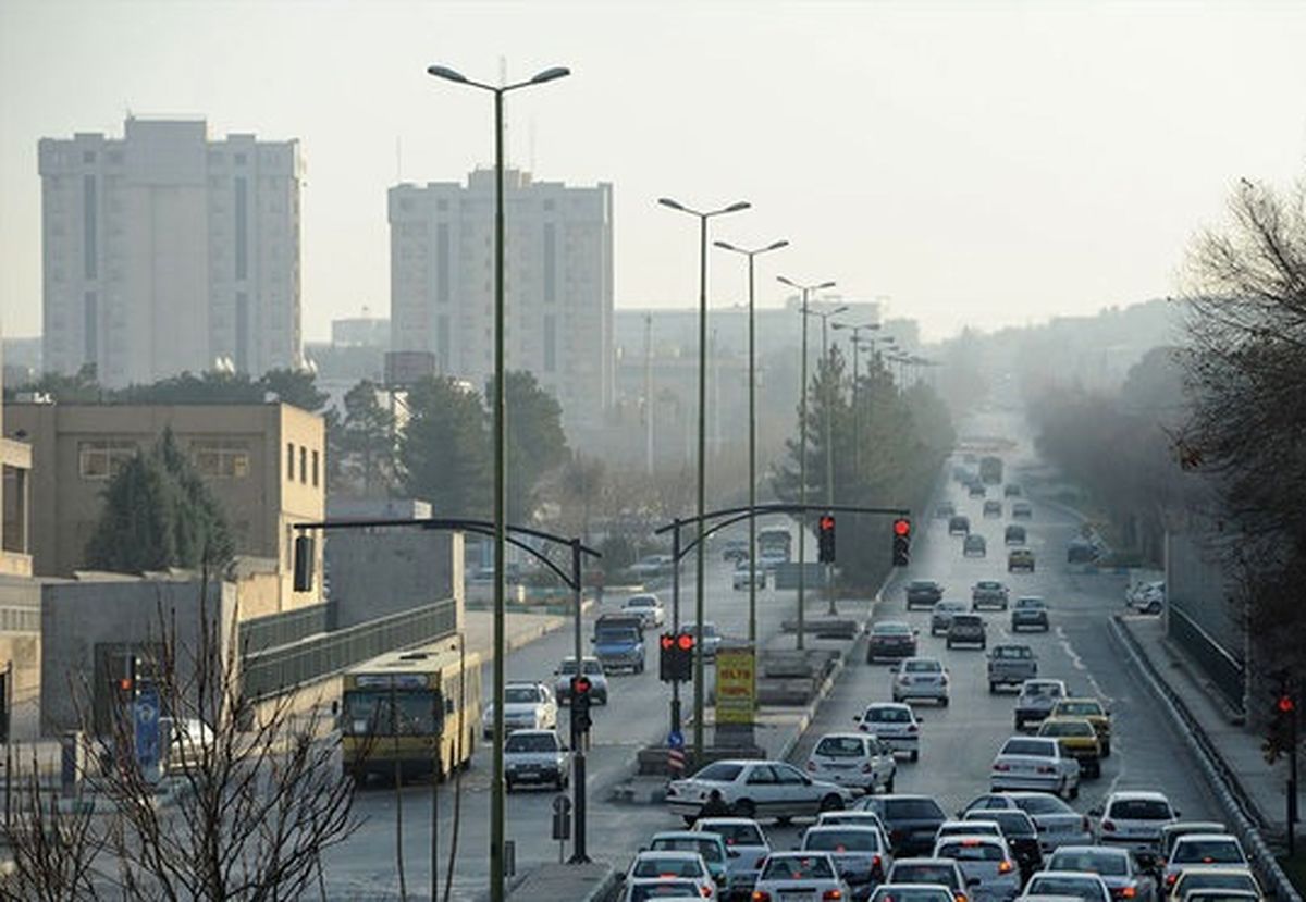 تداوم غبار آلودگی هوای اصفهان/ هوا خنک‌ تر می‌ شود