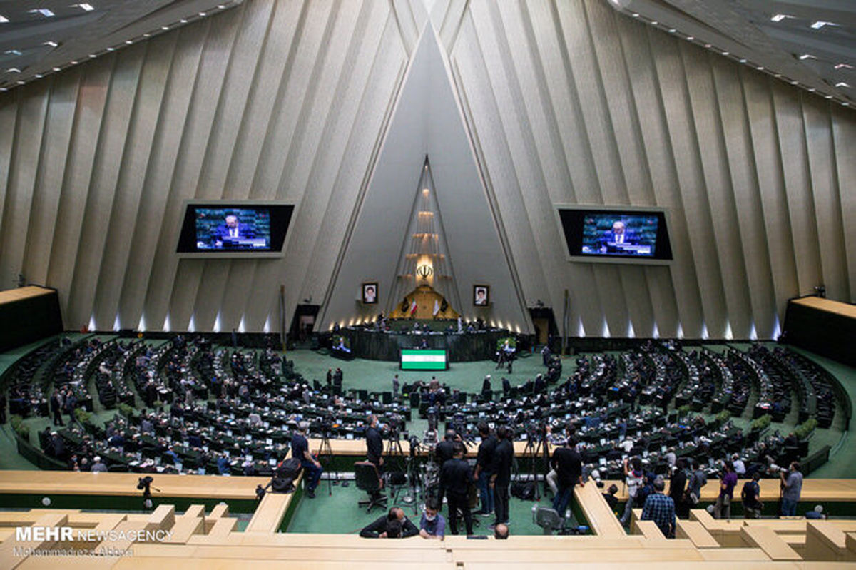 بازگشایی مدارس و دانشگاهها در کمیسیون آموزش مجلس بررسی میشود