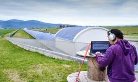 دانشمند نابینا جهان را با صدا رصد می‌کند!/ امواج گرانشی درباره کیهان چه می گویند؟