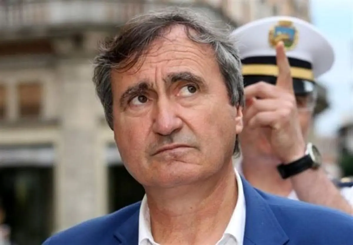 الله و اکبر از این شهردار ونیز