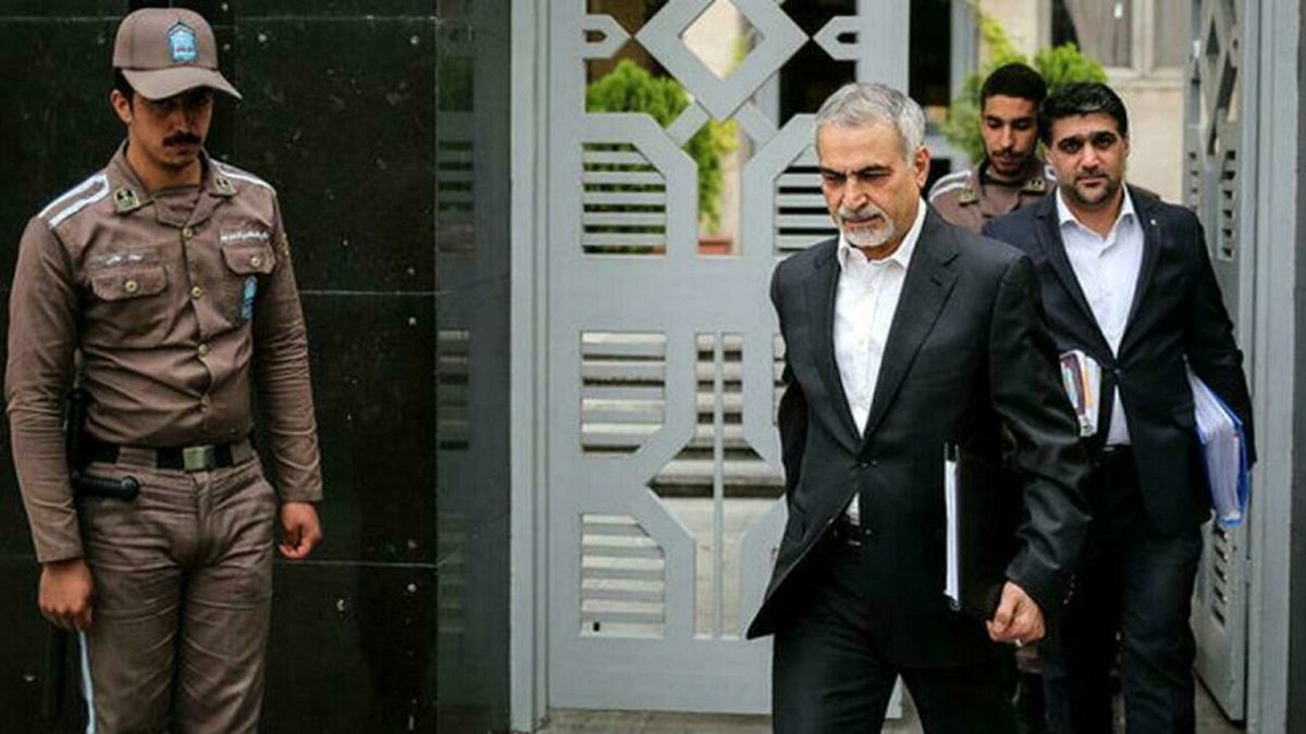"حسین فریدون"، "بابک زنجانی" و "هادی رضوی" هم در زندان حضور دارند و یا در مرخصیاند؟!
