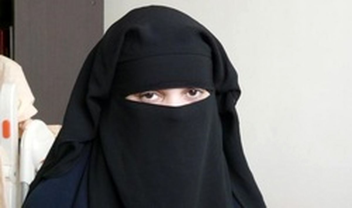 مقررات طالبان برای حضور دختران دانشجو در دانشگاه