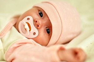 تاثیر فعالیت فیزیکی مادر بر عملکرد ریه نوزاد