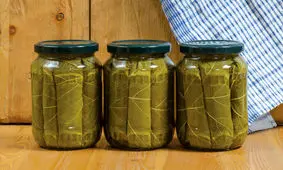 روش نگهداری برگ مو به صورت تازه، ترد و بدون تغییر رنگ/ ویدئو