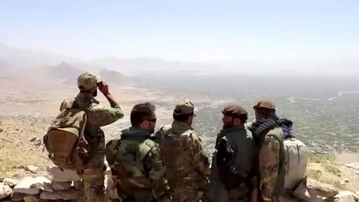 از کوهستان‌ها عقب‌نشینی کرده ایم؛ در حال تغییر جبهه هستیم / نبرد علیه طالبان به جنگ چریکی بدل خواهد شد