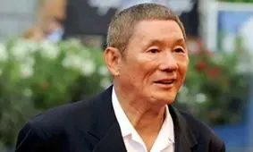 ماجرای حمله با کلنگ به کارگردان مشهور، چیست؟