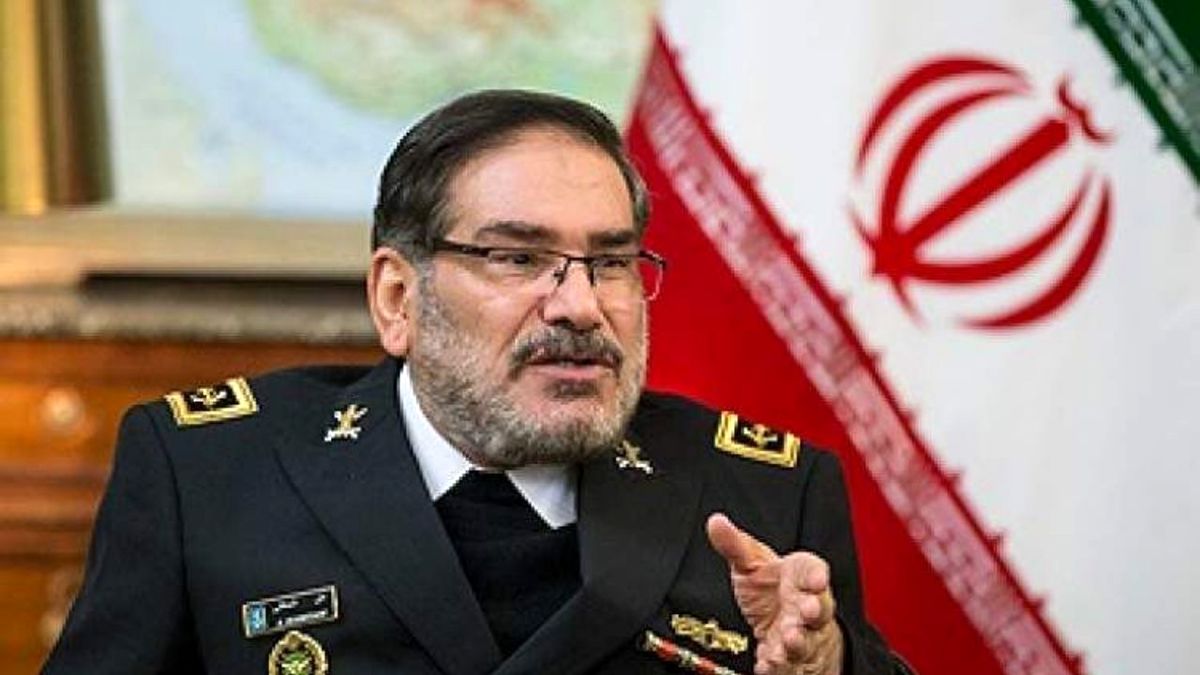 انتقاد شمخانی از مداخله خارجی و استفاده از ابزار نظامی به جای گفتگو در افغانستان
