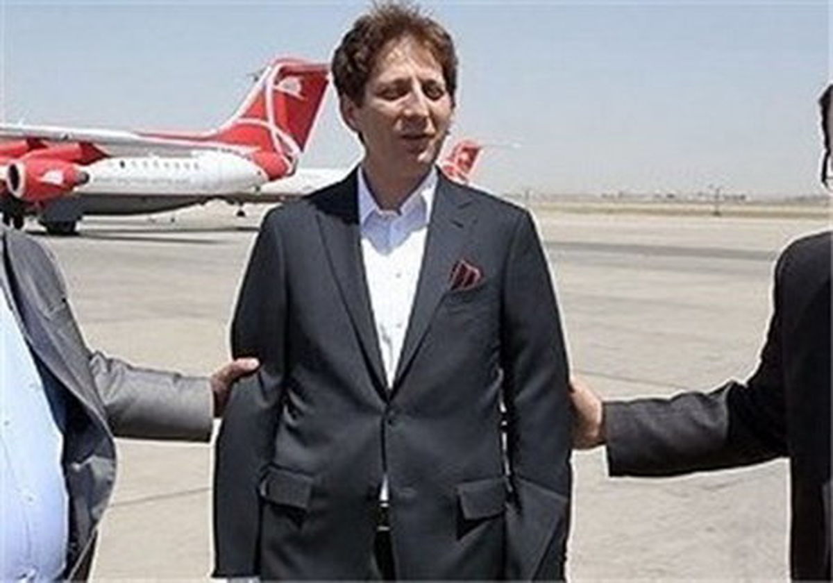 بابک زنجانی حتی یک روز مرخصی هم نداشته است!