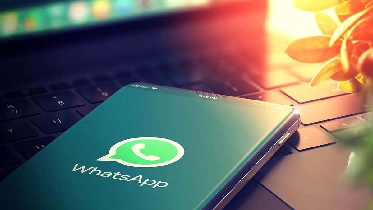 مخفی کردن «is typing» در واتساپ با ترفند ساده