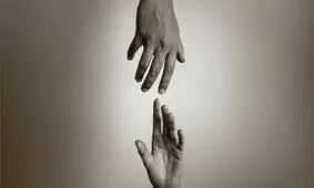 چگونه کسی را از خودکشی منع کنیم؟/ ویدئو
