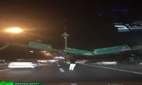 سقوط تابلو راهنما در اتوبان شیخ فضل الله نوری