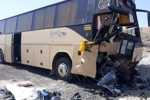 تصادف مرگبار دیگری از اتوبوس با ۴ کشته و ۲۱ مجروح