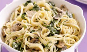 پاستا فتوچینی با سس قارچ