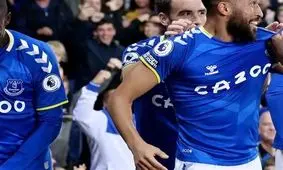 اورتون با پیروزی در گودیسون پارک به تعقیب صدرنشینان ادامه داد