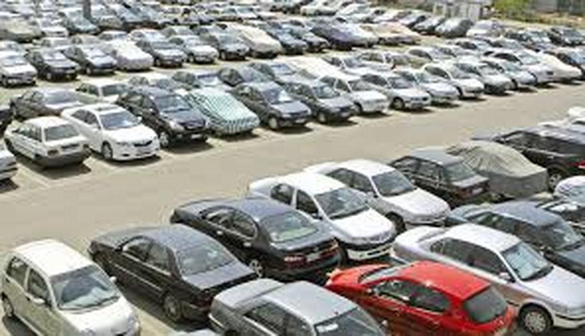 اگر قصد خرید خودرو دارید، ماه‌های آینده اقدام کنید / احتمال کاهش شدید قیمت خودروهای وارداتی