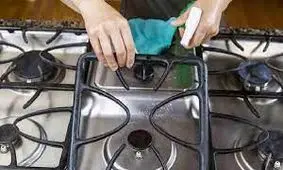 نحوه تمیز کردن میله های اجاق گاز
